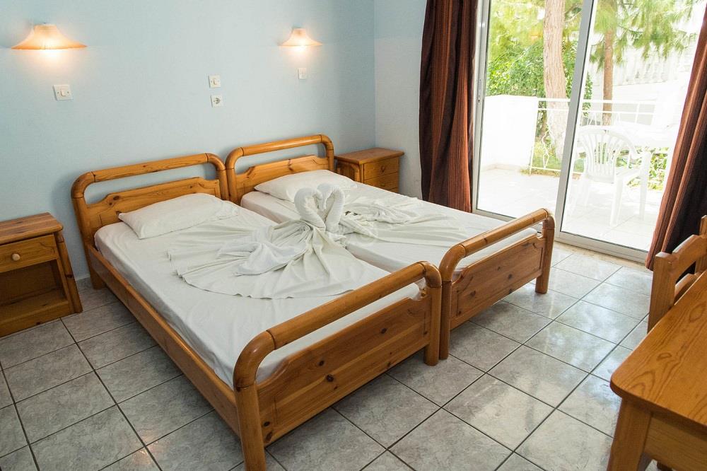 quadruple-standard-room