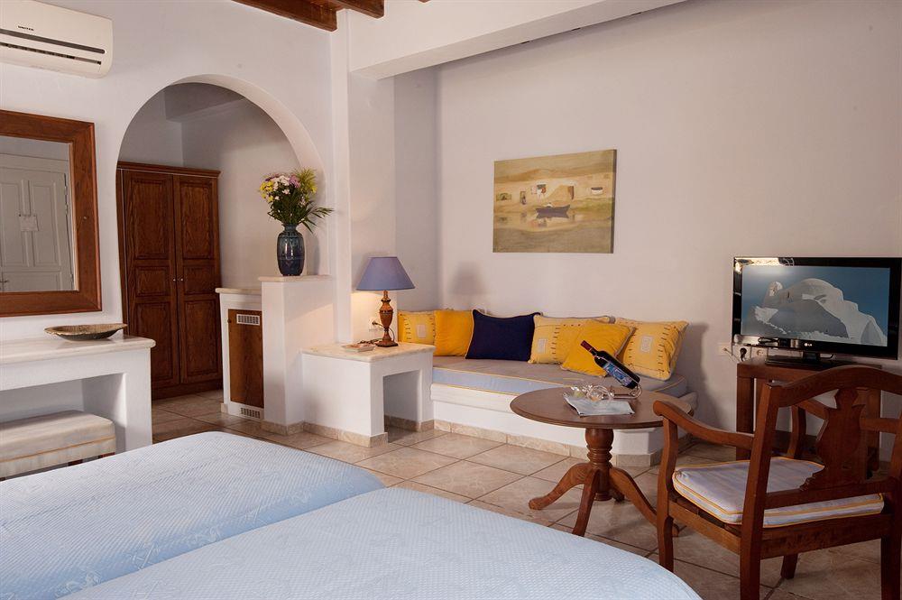 Deluxe Room (Myconian)