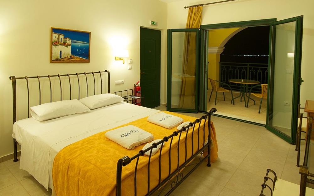 double-rooms-02-1304x815