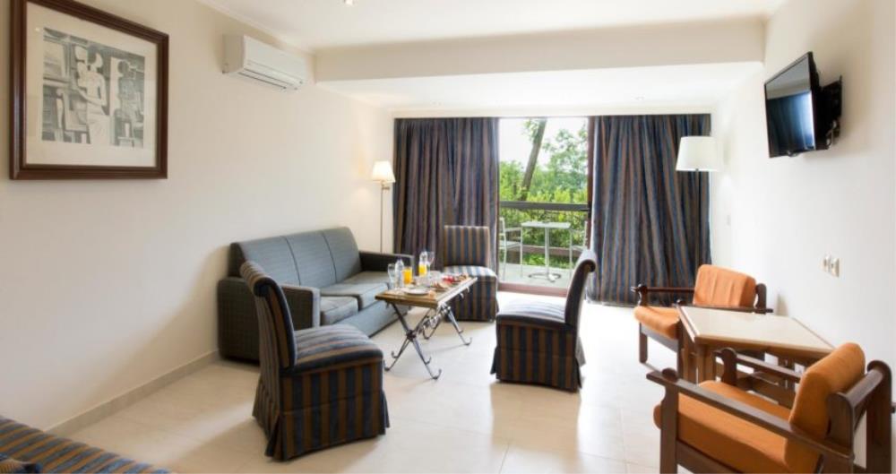 Family Bungalow Garden View