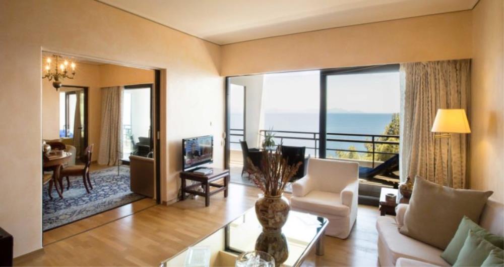 Grand Suite Sea-Mouse Island View – Two Bedrooms4