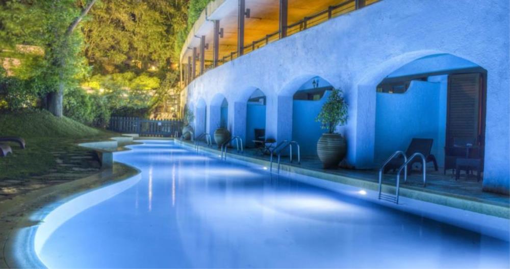 Ionian Blue Suite with Sharing Pool