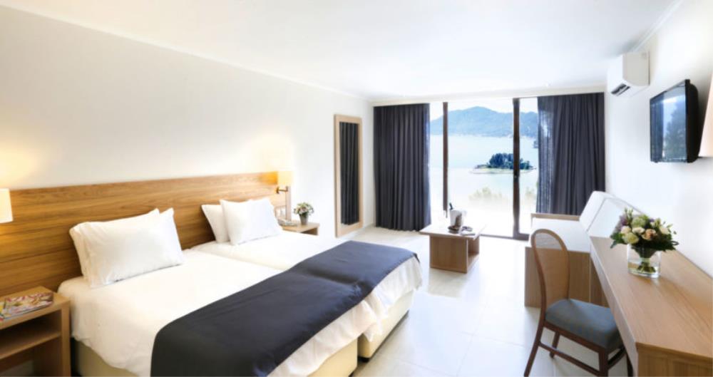 Superior Bungalow Sea View