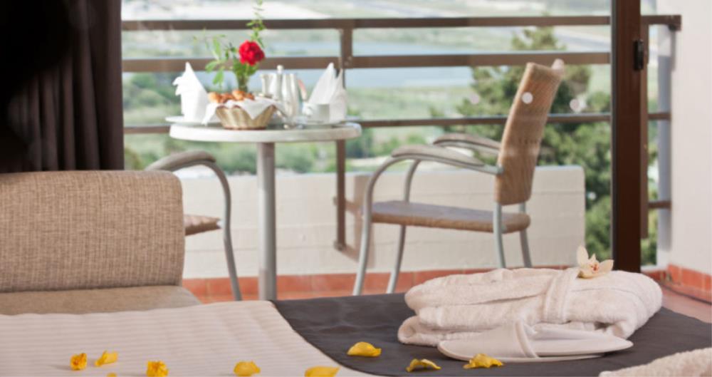 Twin Lake-Ancient Port View3