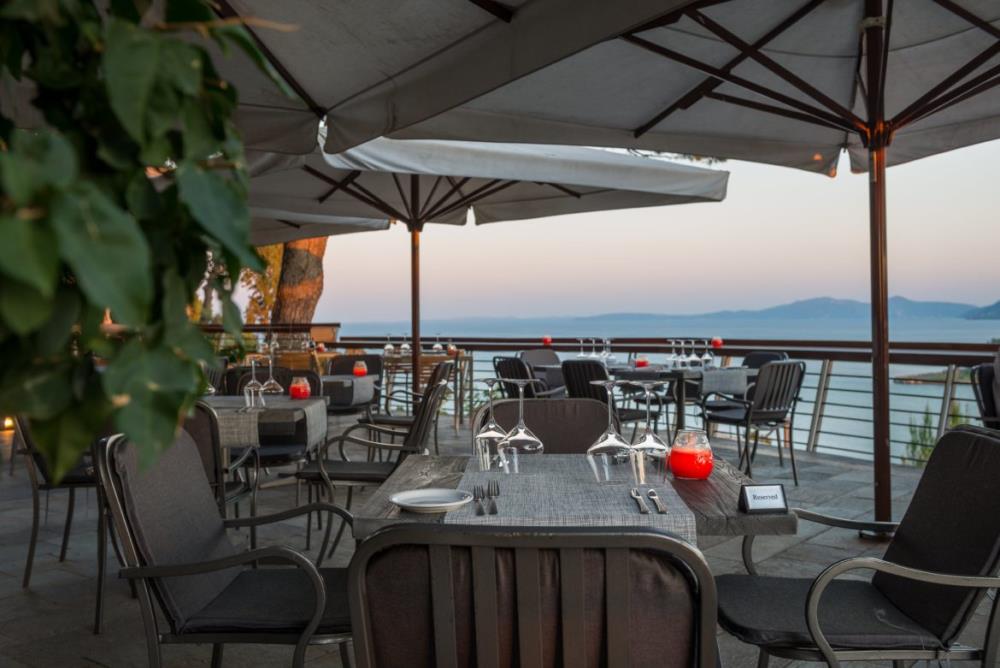 LA-VERANDA-RESTAURANT-3-min-1170x781