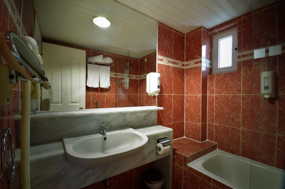 p18imavceg19d91cv0rbf16071b479