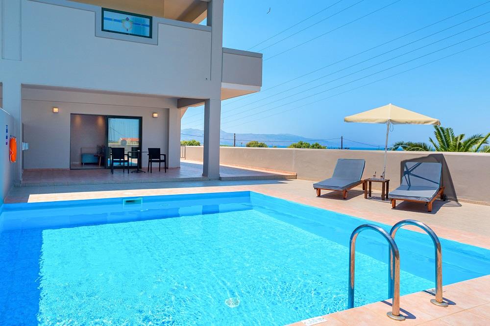 Family Junior Suite with Private Pool