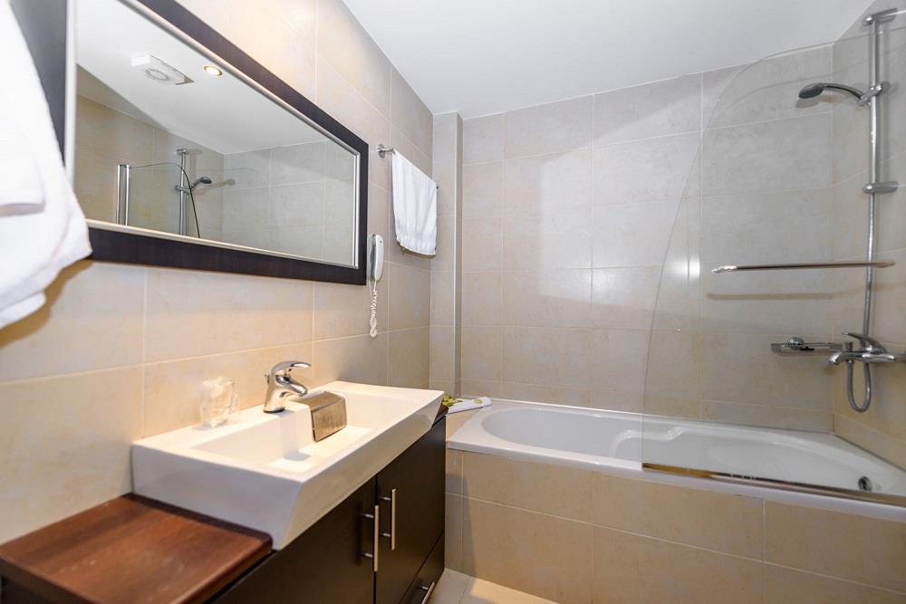 bathroom - standard room