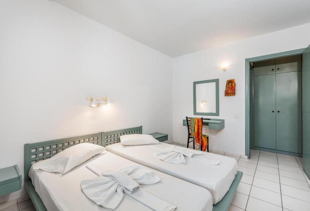 family room sea view