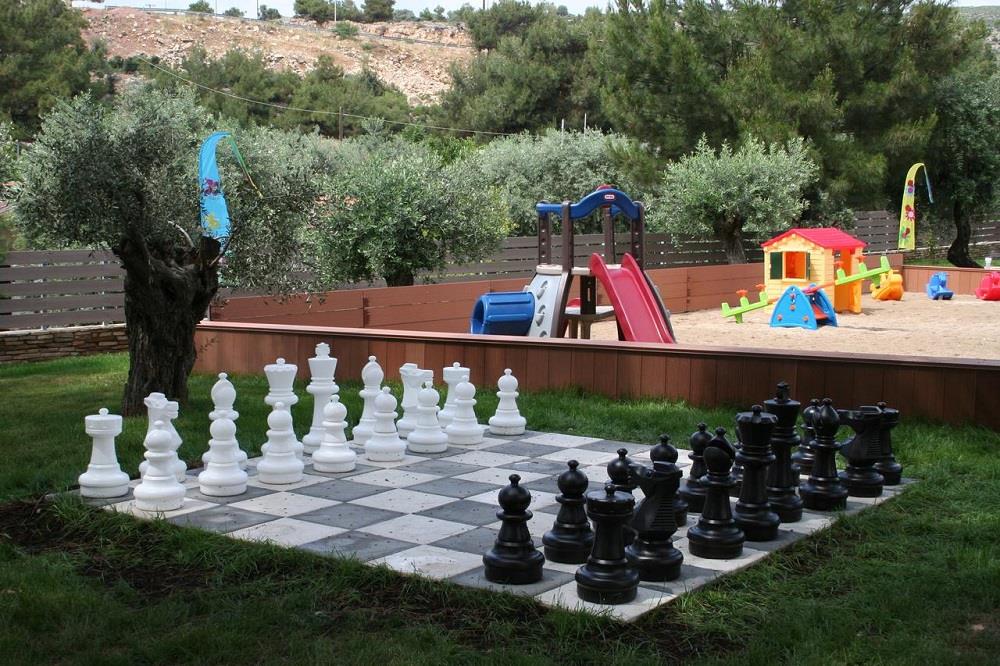 outdoor play area