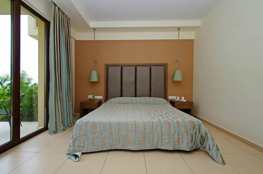 double room side sea view