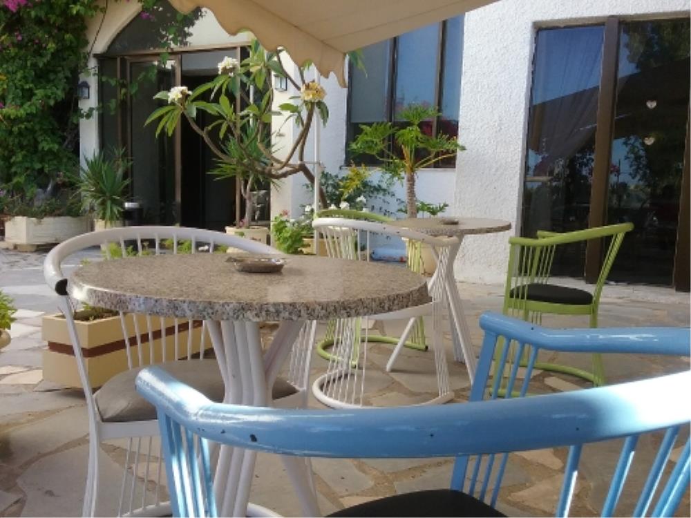 cafe_-_terace_-_lounge_3_20160702_1179763012