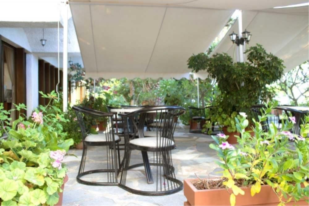 cafeteria_20130308_1843387882