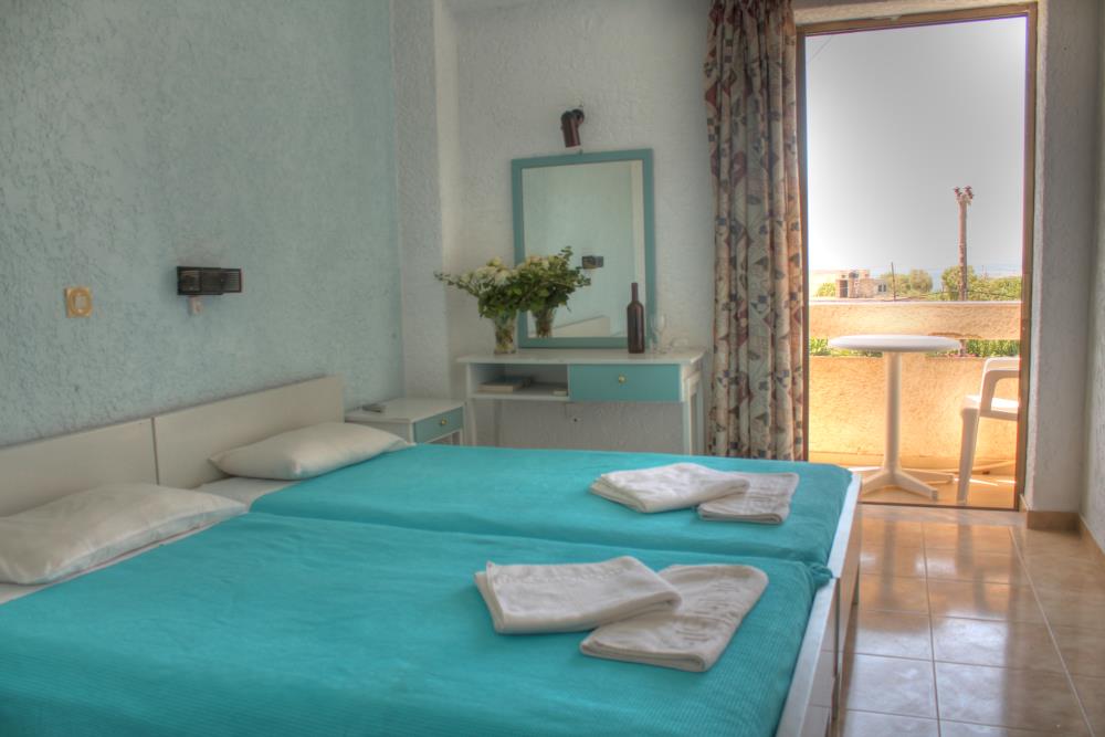 Hotel_Esperides_room