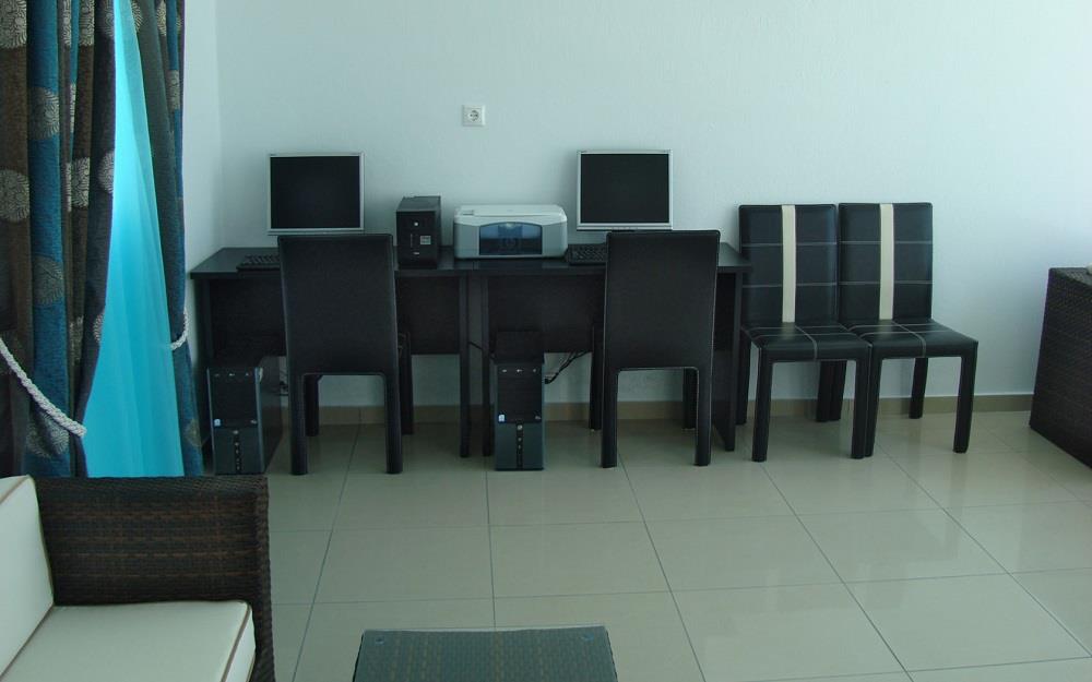 internet corner