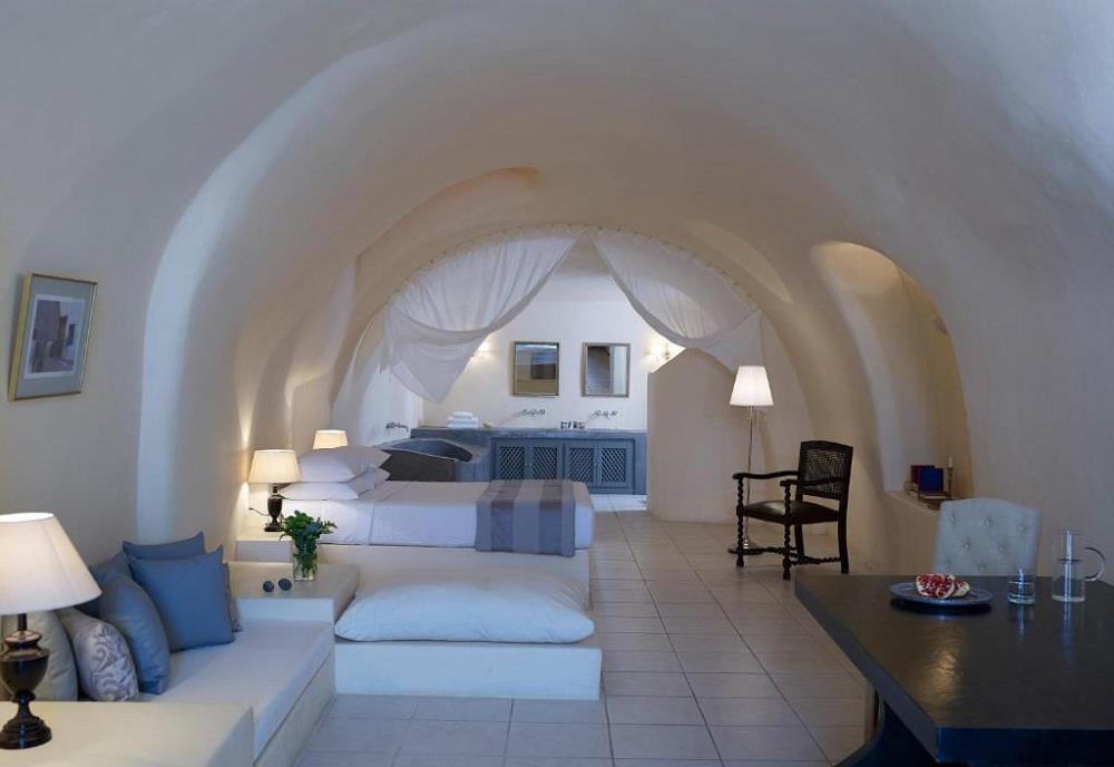 Canava Suite with Shared Hot Tub