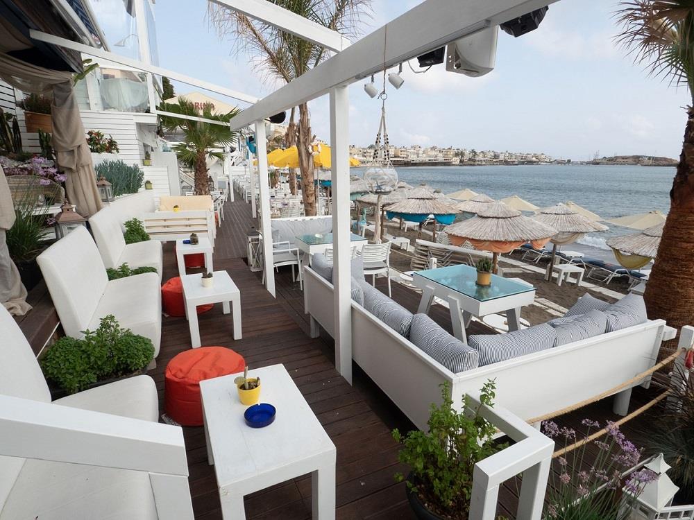 beach bar