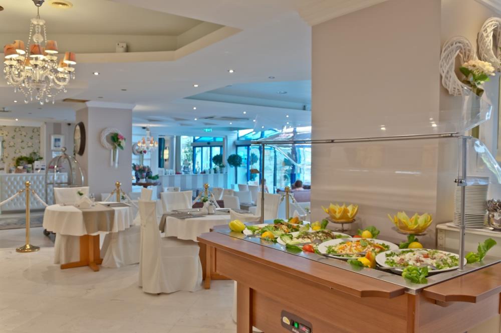 secret_paradise_dining_6