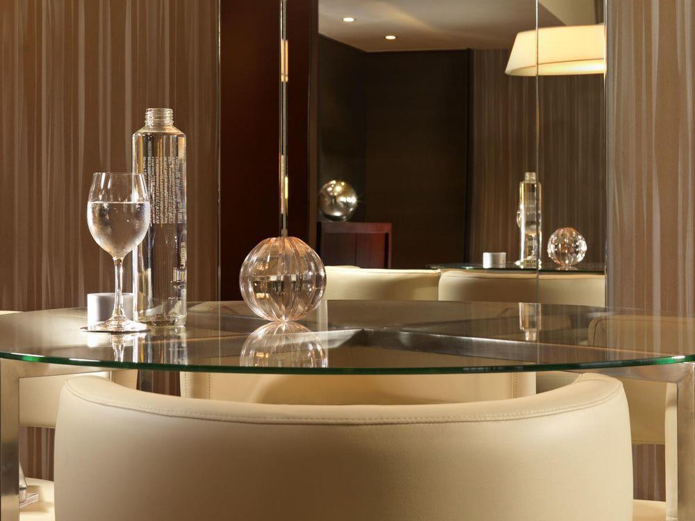 Junior Suite, 1 King Bed