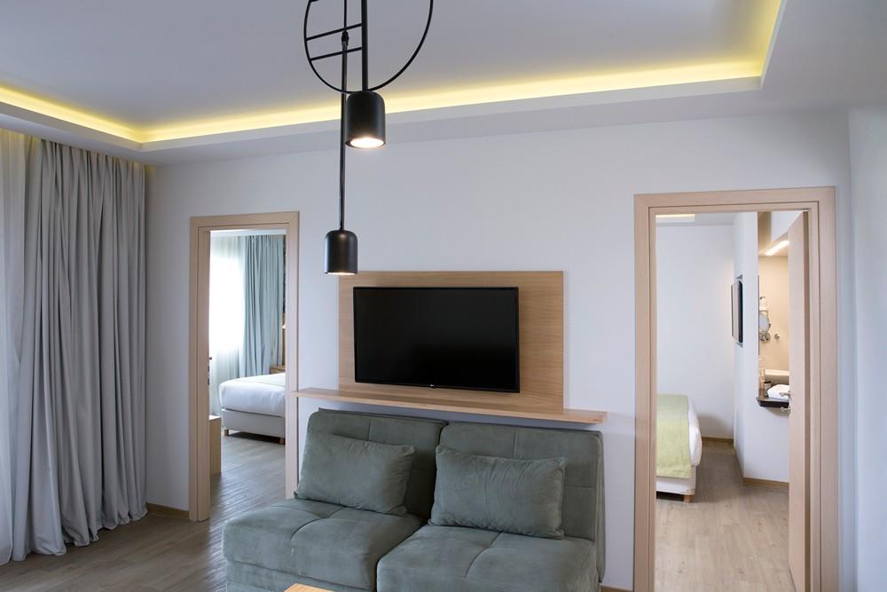 executive bungalow family