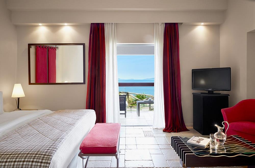 bungalow front sea view