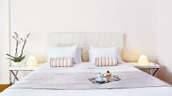 03-superior-guestroom-master-bedroom-pella-beach-g