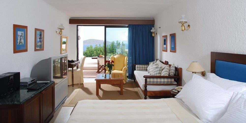 classic_rooms_side_sea_view