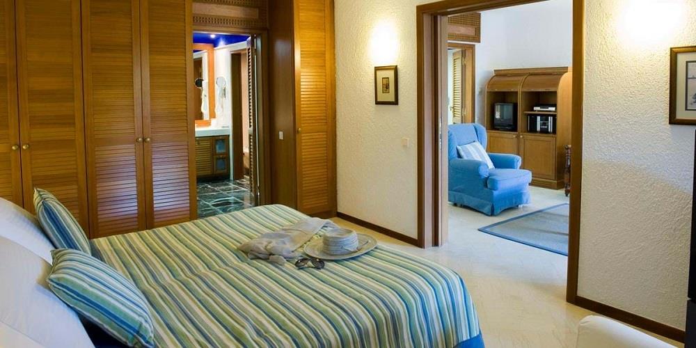 executive_bungalow_suites_side_sea_view