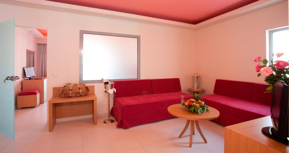 lydia-maris-rooms-04