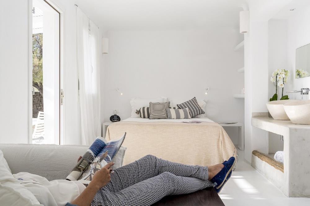 SUPERIOR SEA VIEW ROOM 4