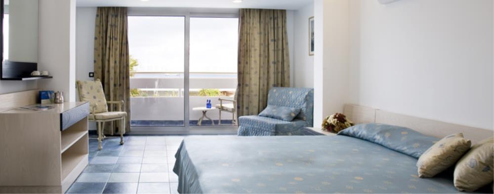 Double_shPool_upperFloor_1