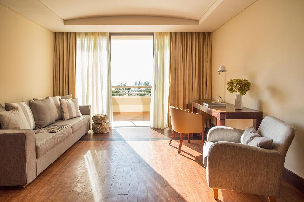 deluxe family golf view