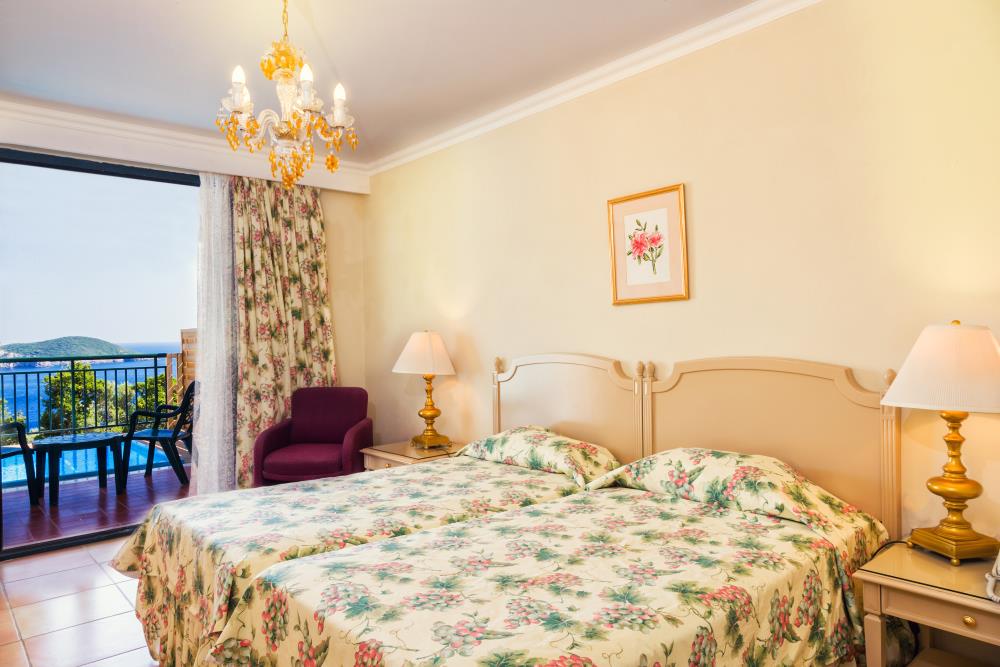 superior-bungalow-private-pool_3