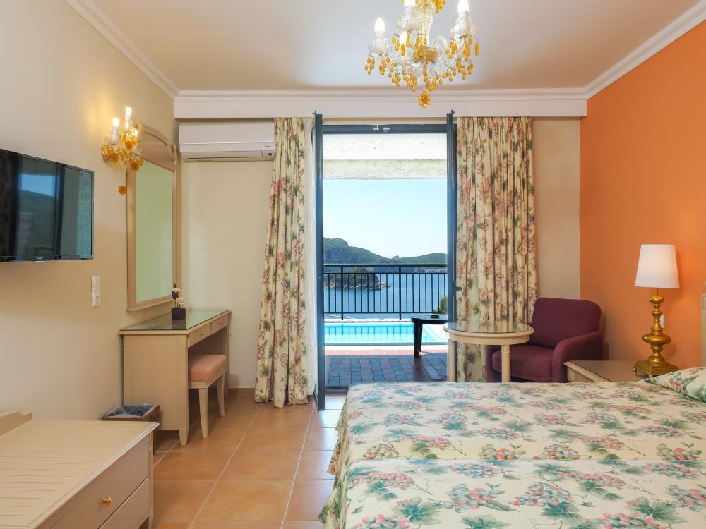 superior-bungalow-with-private-pool_5