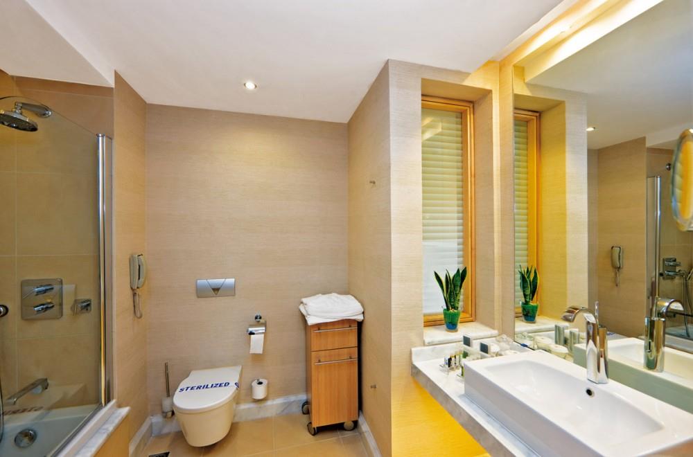 Garden_VIP_Maisonette_Suite_with_7148