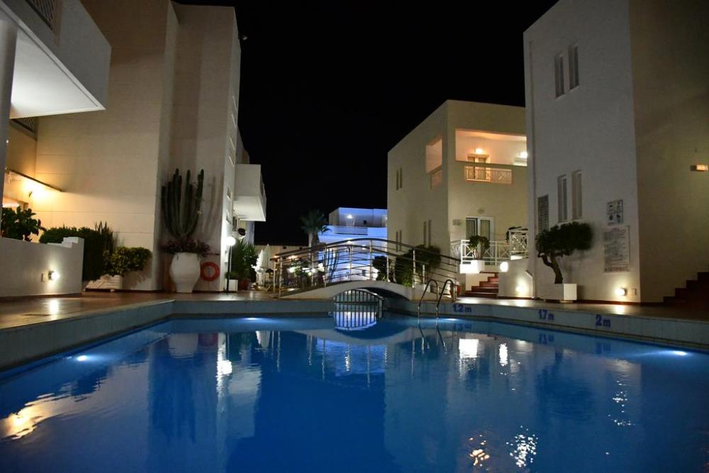 exterior pool3