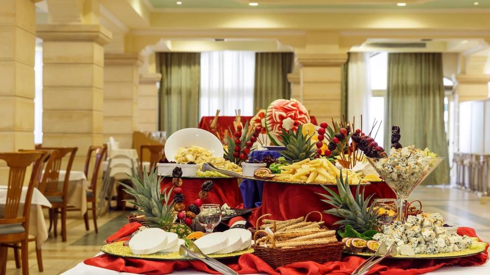 main-restaurant-buffet-8