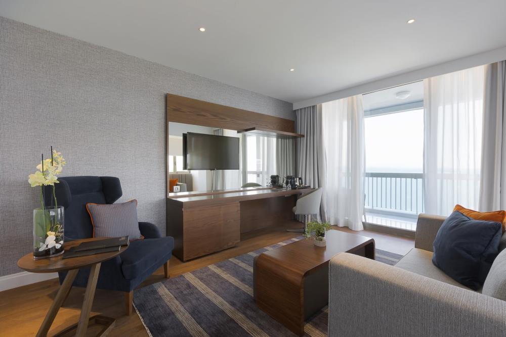 Junior_Suite_Sea_View