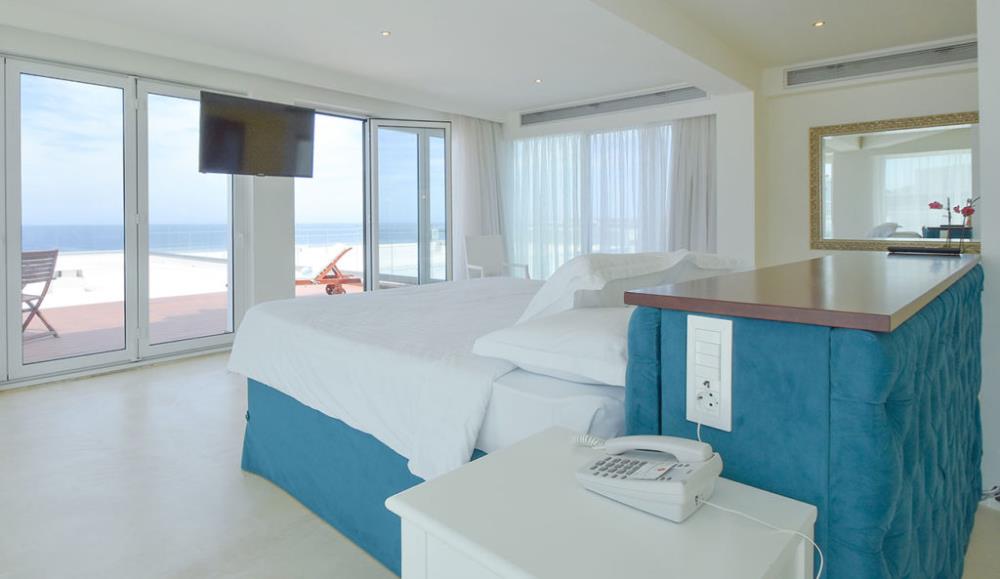 penthouse_suite_sea_view_2-1-1024x593