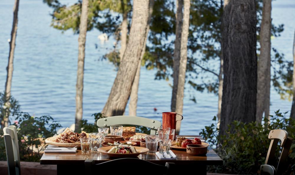 to-fili-restaurant-lunch-candia