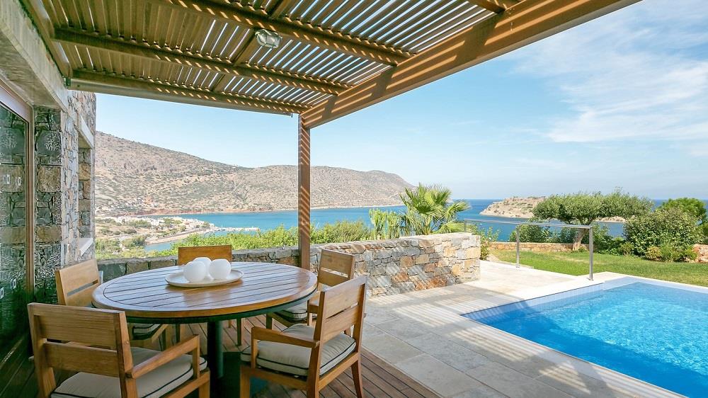 room - terrace - private pool