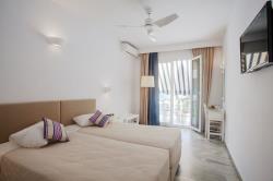 Superior Room (Triple)