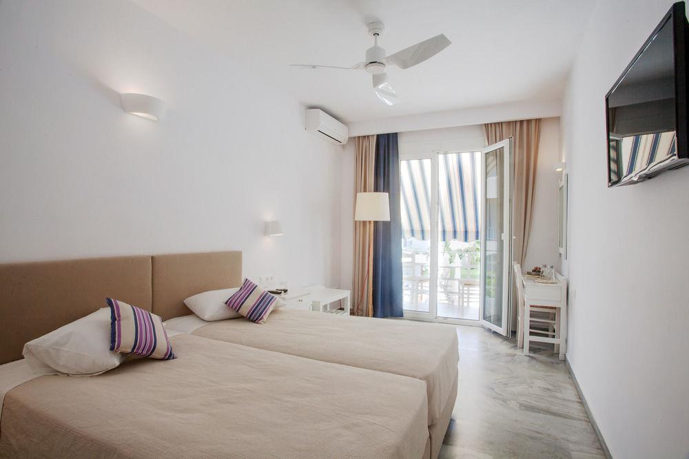 Superior Room (Triple)