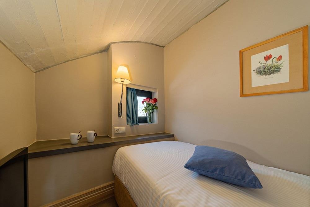 Deluxe Suite Front Sea View