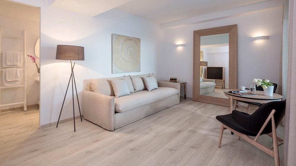 deluxe suite