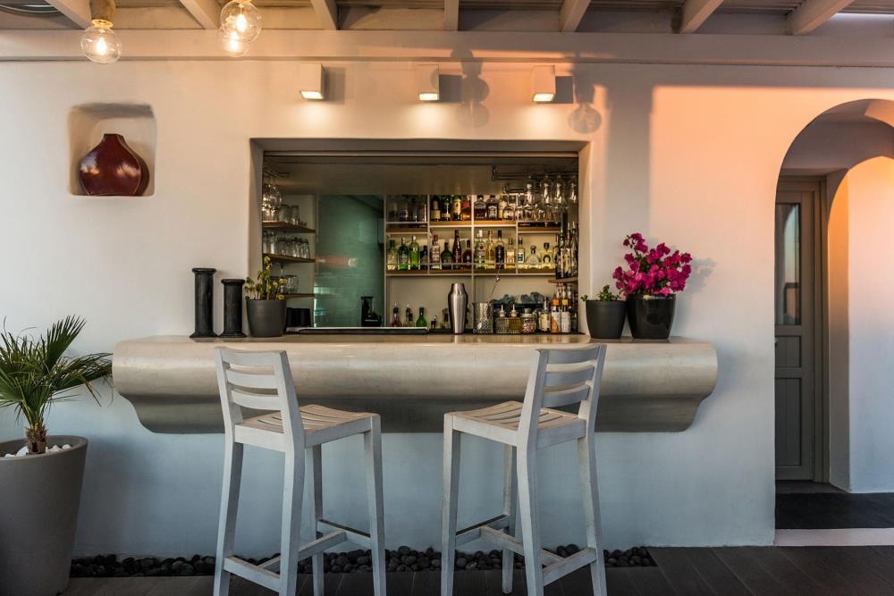 on-the-rocks-santorini-hotel-gallery-07