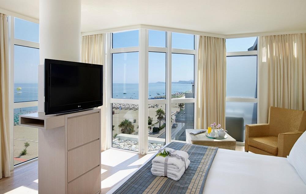 Deluxe Suite Sea View