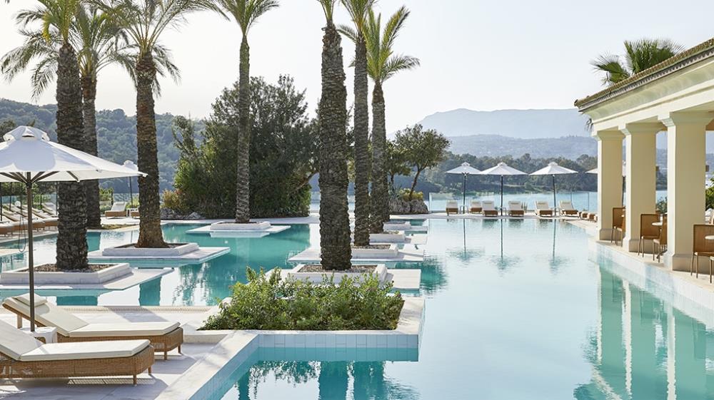01-impressive-pools-luxury-resort-corfu-21587