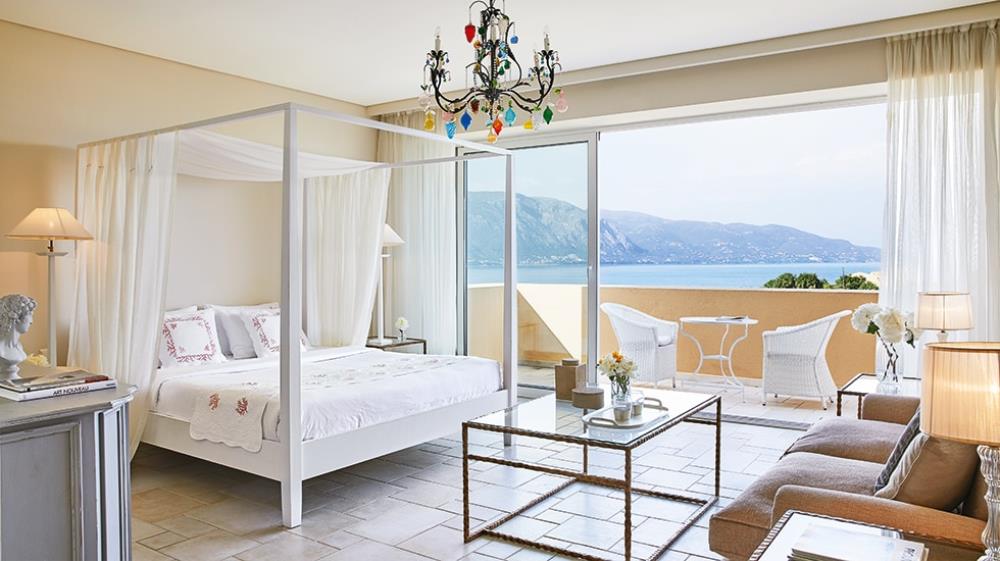 10-palace-suite-luxury-hotel-eva-palace-luxury-acc