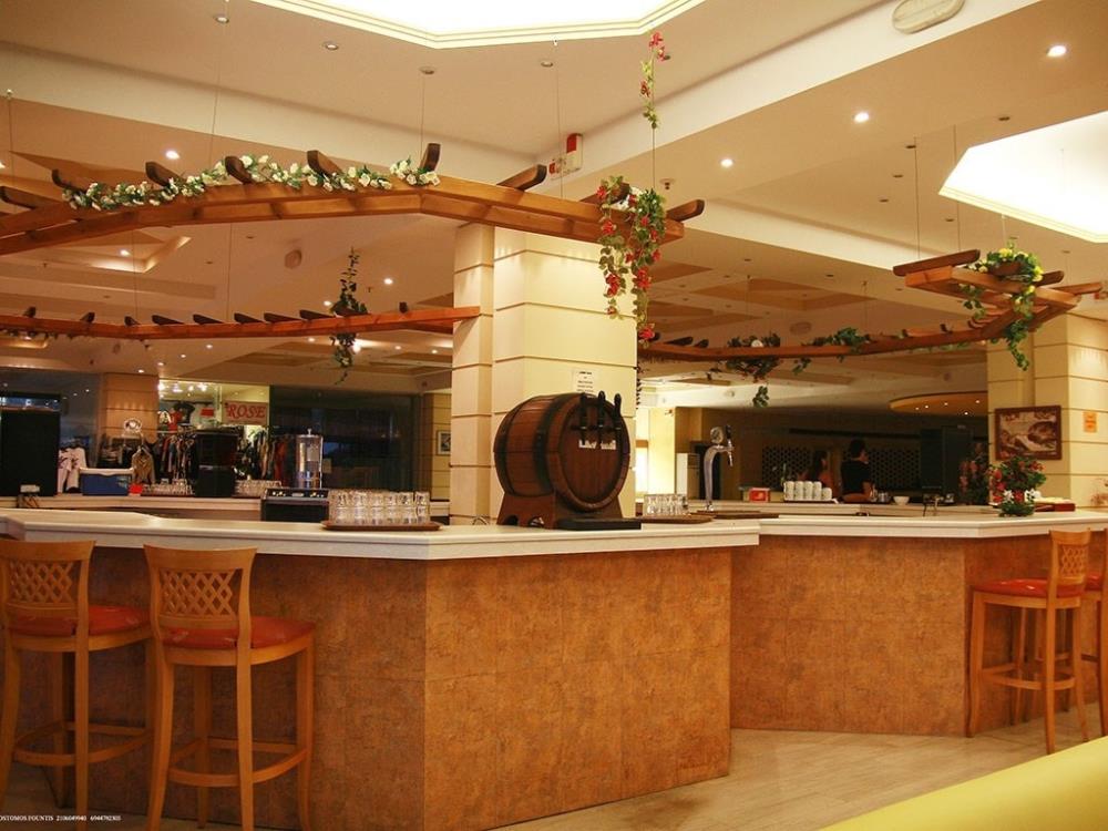 Lobby Bar